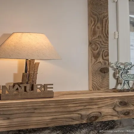 Chalet Les Jonquilles Шале *